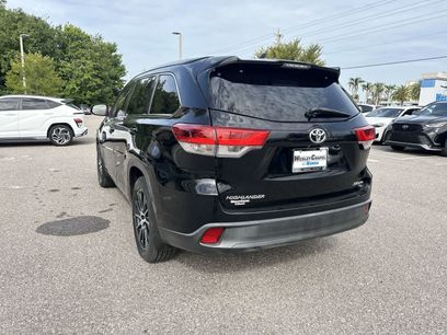 Used 2018 Toyota Highlander SE