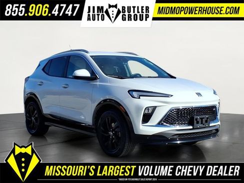 Used 2024 Buick Encore GX Sport Touring image 10