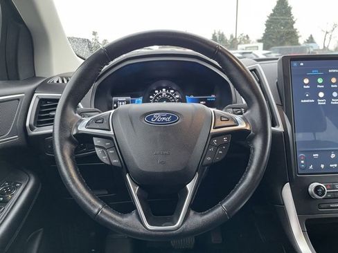 Used 2023 Ford Edge SEL image 13