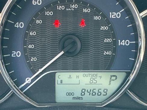 Used 2016 Toyota Corolla LE image 10