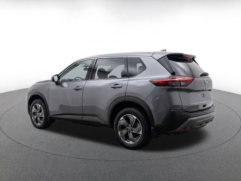 Used 2025 Nissan Rogue SV FWD image 7