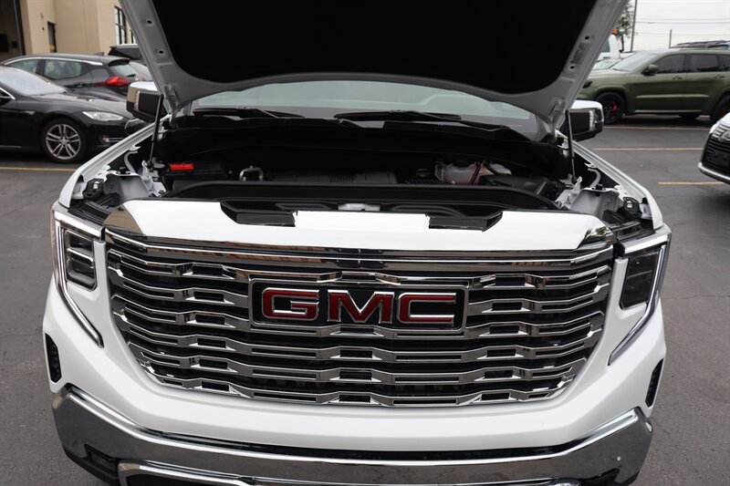 Used 2026 GMC Sierra 1500 SLT AWD/4WD image 35