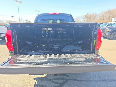 Used 2018 Toyota Tundra Limited w/ Limited Premium Package image 15