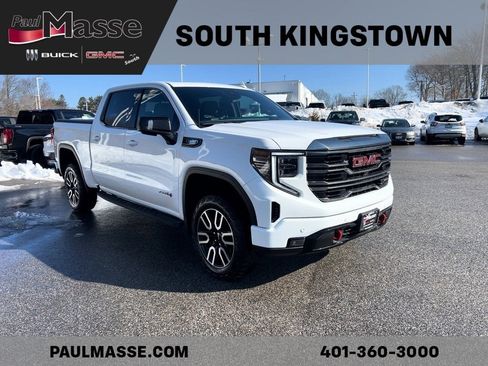 Used 2024 GMC Sierra 1500 AT4 w/ Technology Package image 5