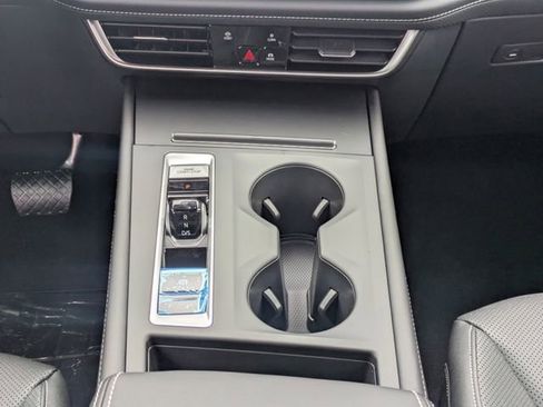 New 2026 Volkswagen Atlas SE FWD image 21