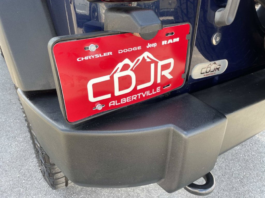 Used 2013 Jeep Wrangler Sport AWD/4WD image 17