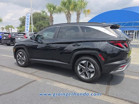 Used 2026 Hyundai Tucson SEL FWD image 3