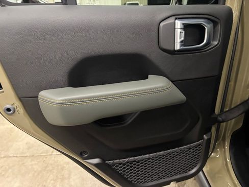 New 2026 Jeep Gladiator Mojave AWD/4WD image 16