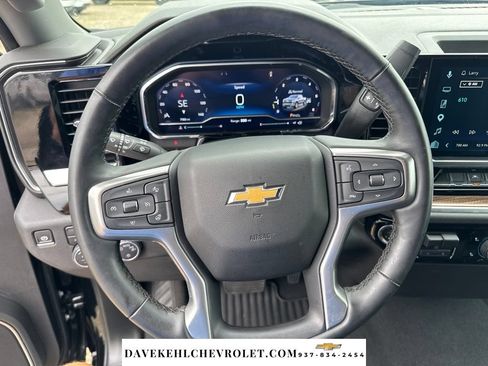 Used 2025 Chevrolet Silverado 1500 LT AWD/4WD image 15