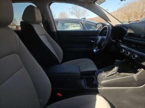 Used 2025 Honda CR-V LX image 32