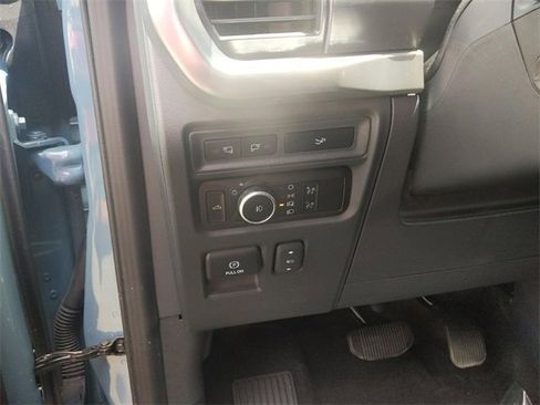 Used 2023 Ford F150 Lariat w/ Equipment Group 502A High image 18