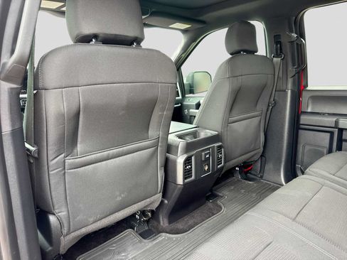 Used 2016 Ford F150 XLT w/ Equipment Group 302A Luxury AWD/4WD image 18