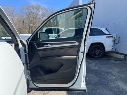 Certified 2023 Volkswagen Atlas SE w/ Panoramic Sunroof Package image 27