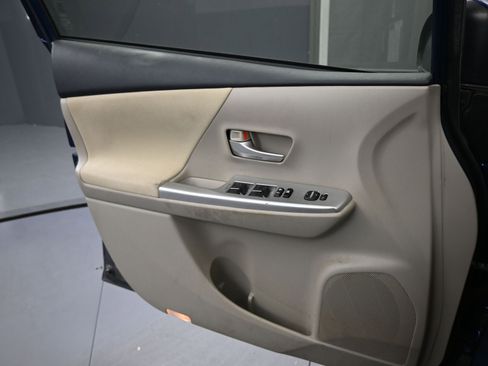 Used 2012 Toyota Prius V Two image 13