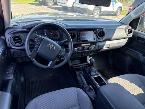 Used 2023 Toyota Tacoma SR AWD/4WD image 9