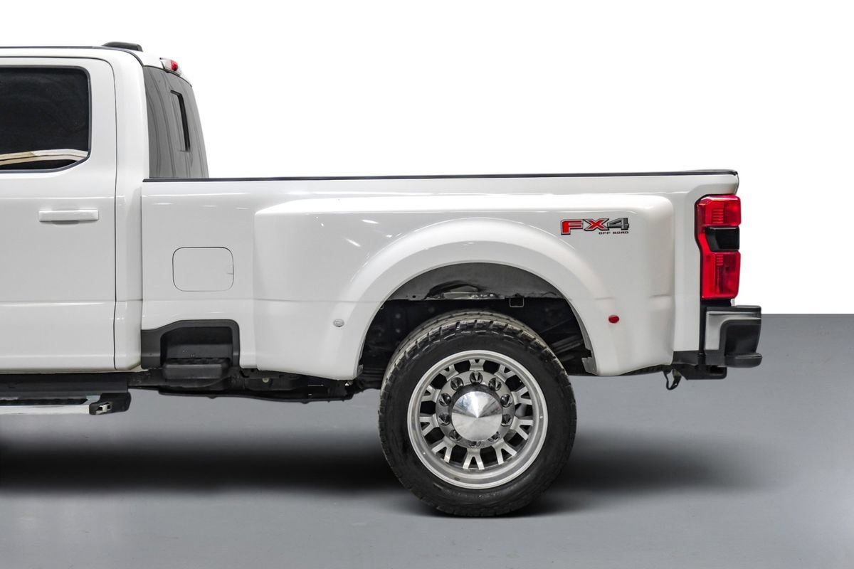 Used 2023 Ford F350 Lariat w/ Tow Technology Package AWD/4WD image 11