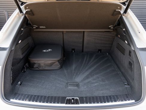 New 2025 Porsche Cayenne Turbo image 42