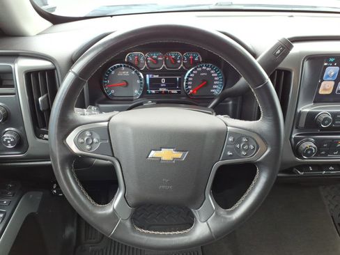 Used 2017 Chevrolet Silverado 1500 LT AWD/4WD image 7