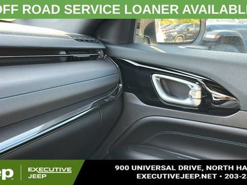 Used 2025 Jeep Compass Limited w/ Sun & Sound Group AWD/4WD image 20