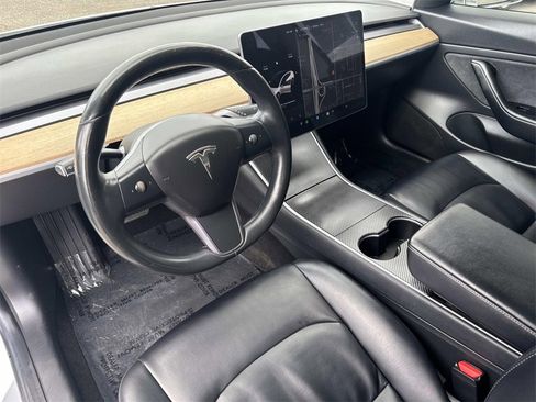 Used 2017 Tesla Model 3 Long Range image 7