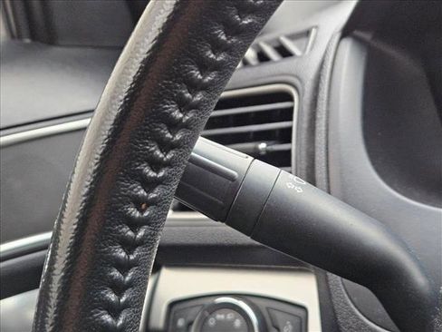 Certified 2019 Ford Explorer XLT w/ Equipment Group 201A image 24