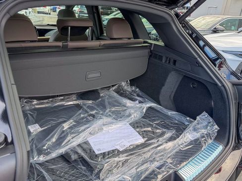 New 2025 Audi Q5 2.0T Premium image 24