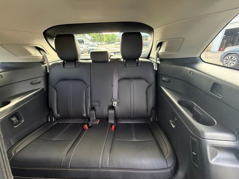 Used 2025 MAZDA CX-90 3.3 Turbo w/ Preferred Package AWD/4WD image 25