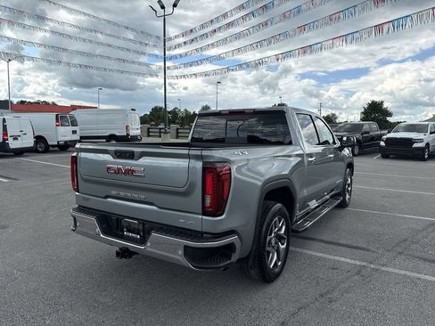 Used 2024 GMC Sierra 1500 SLT w/ SLT Premium Plus Package AWD/4WD image 13