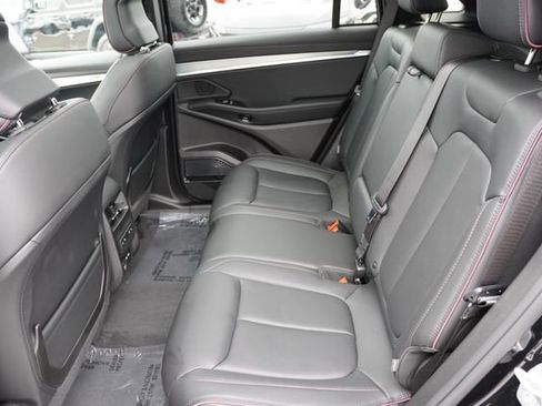 Used 2024 Jeep Wagoneer Launch Edition image 17