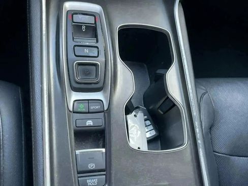 Used 2018 Honda Accord EX-L image 12