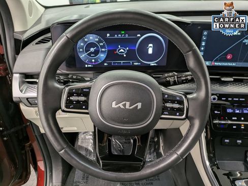 Certified 2024 Kia Carnival SX Prestige FWD image 20