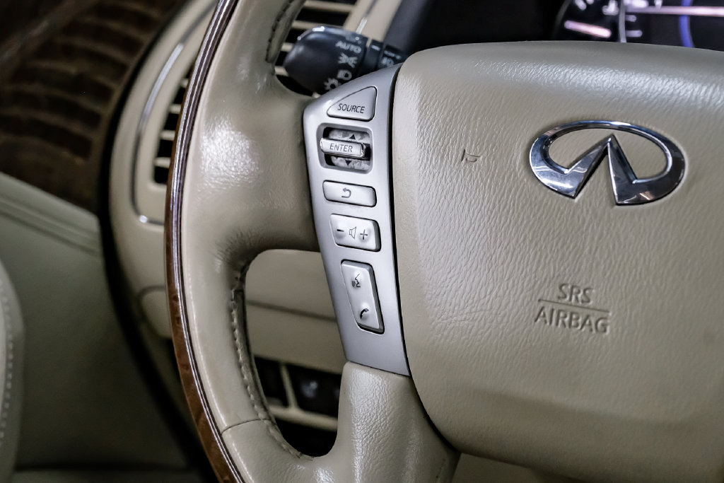 Used 2016 INFINITI QX80 2WD w/ Driver's Assistance Package image 19