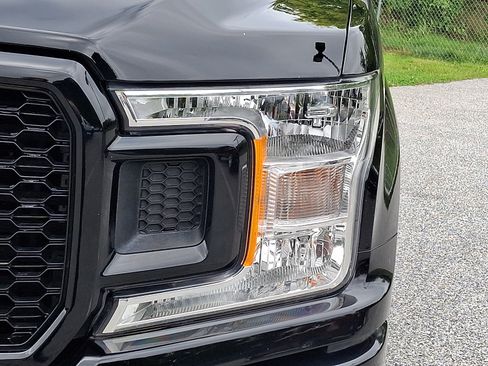 Used 2018 Ford F150 XL w/ Equipment Group 101A Mid AWD/4WD image 10