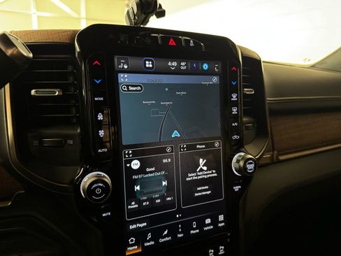 Used 2024 RAM 3500 Limited w/ Towing Technology Group image 25