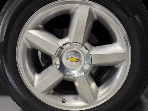 Used 2007 Chevrolet Avalanche LTZ w/ LTZ Preferred Equipment Group AWD/4WD image 10