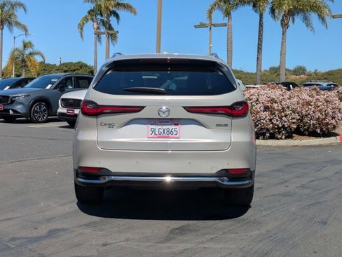 Used 2024 MAZDA CX-90 Plug-In Hybrid w/ Premium Pkg image 6