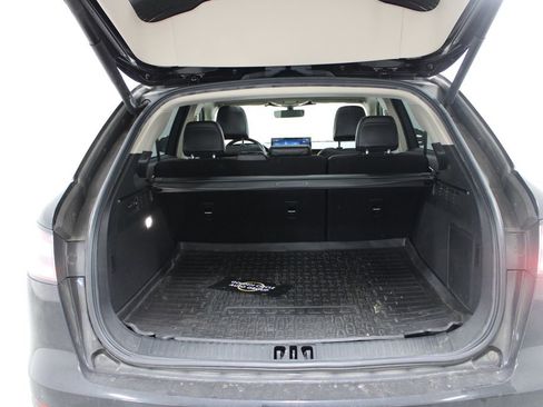 Used 2021 Lincoln Nautilus Reserve w/ Equipment Group 201A image 13