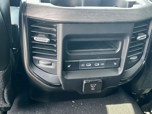 New 2026 RAM 2500 Limited AWD/4WD image 22
