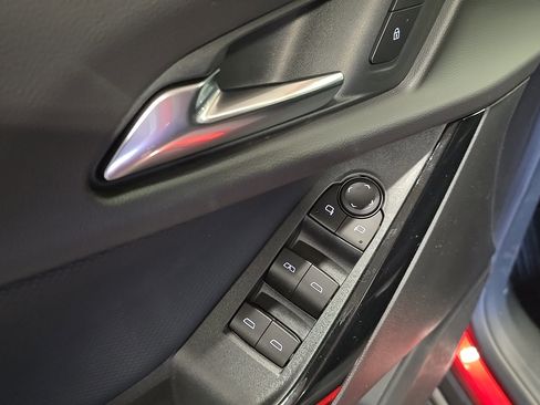 New 2026 Chevrolet Equinox LT AWD/4WD image 15