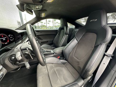 Used 2022 Porsche 911 GT3 image 5