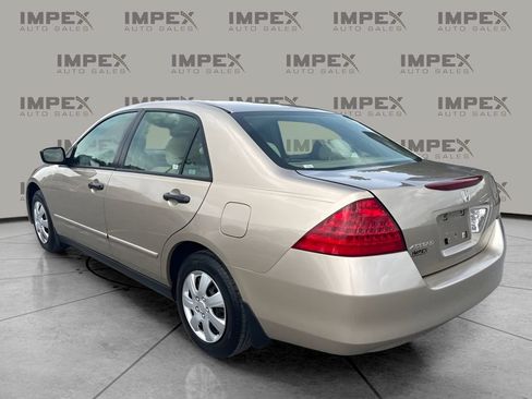Used 2006 Honda Accord VP image 2