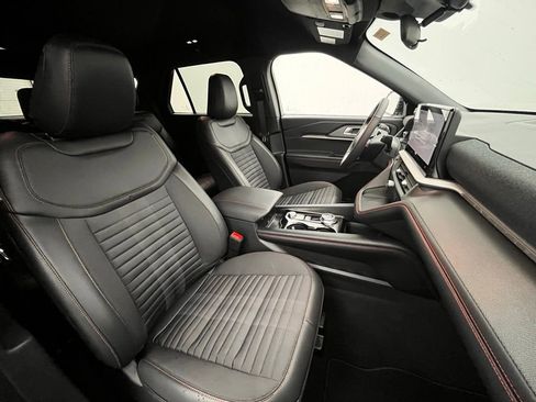 New 2026 Ford Explorer ST-Line image 28