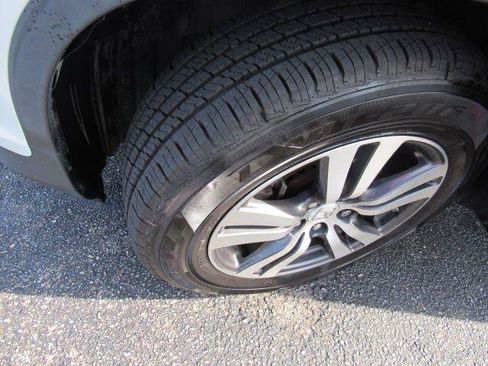 Used 2018 Honda Pilot EX image 8