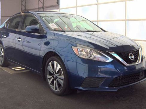 Used 2019 Nissan Sentra SV w/ Special Edition Package FWD image 5
