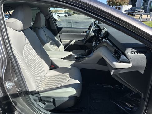 Certified 2024 Toyota Camry SE image 32