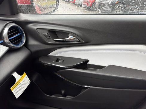 New 2026 Chevrolet Trax LT image 25