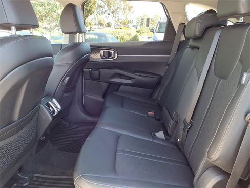 Used 2026 Kia Sorento S w/ S Panoramic Sunroof Package image 38