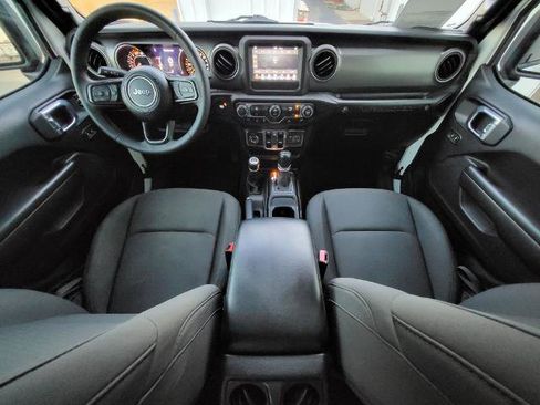 Used 2023 Jeep Wrangler Unlimited Sport image 20