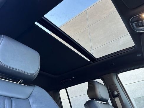 New 2026 Jeep Grand Wagoneer Limited image 17