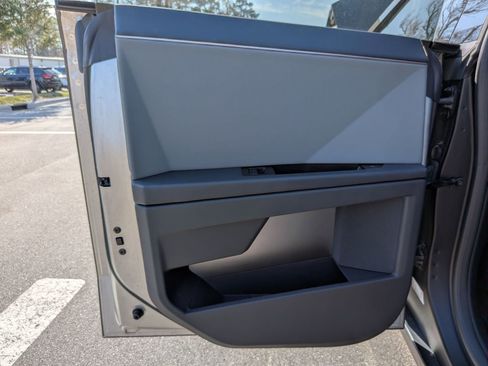 Used 2024 Tesla Cybertruck AWD Crew Cab image 26